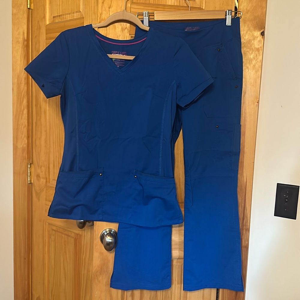 Healing Hands Purple label yoga scrub set, size XS top XSP bottoms